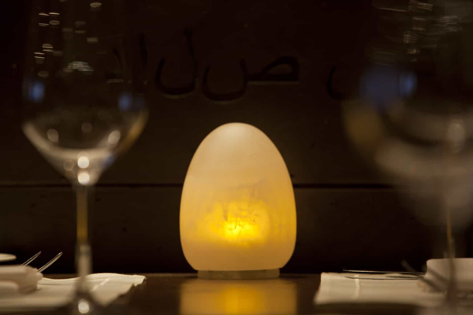 White Marble Medium Egg Holder SCH2700WM