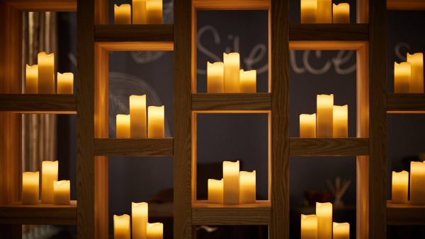 Smart Candle Mains Powered Memorial & Remembrance LED Wax Pillar Candle and Power Supply - Image 6
